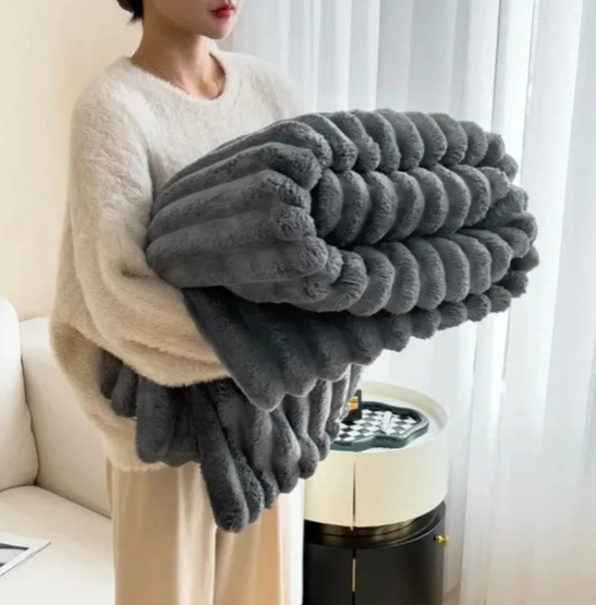 Malova Blanket