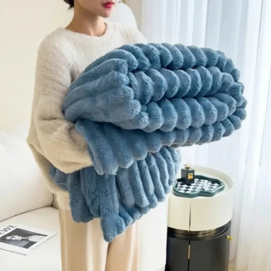 Malova Blanket
